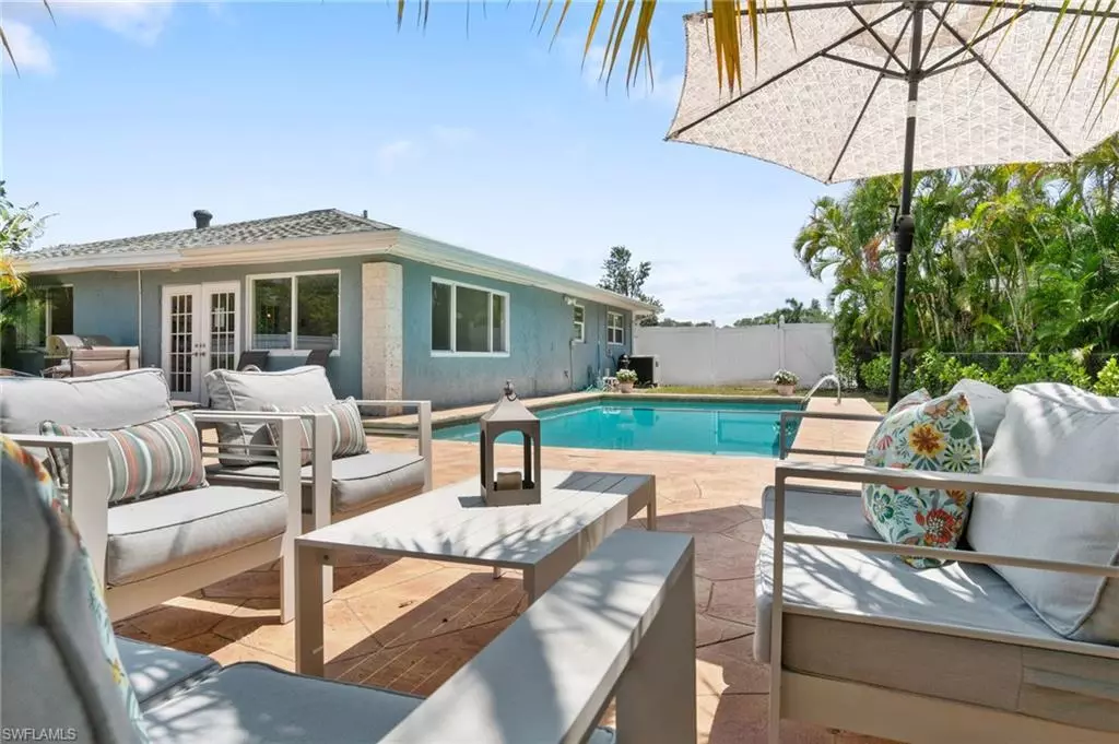 Naples, FL 34105,3565 Balboa CIR W