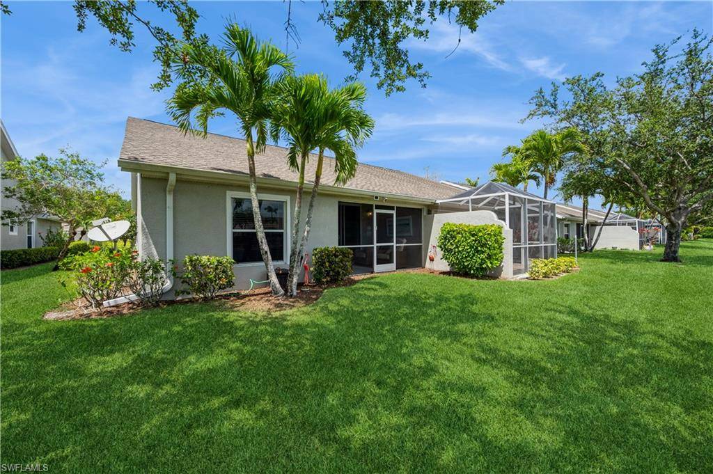 Naples, FL 34112,6171 Mandalay CIR #28