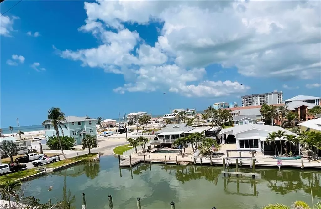 Fort Myers Beach, FL 33931,210 Ohio AVE