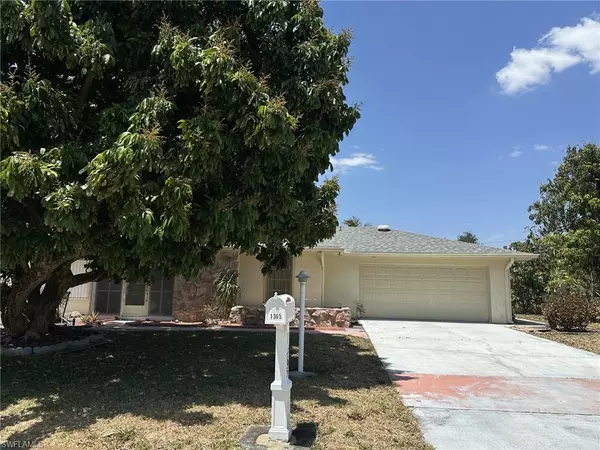 Fort Myers, FL 33919,1365 Kingswood CT