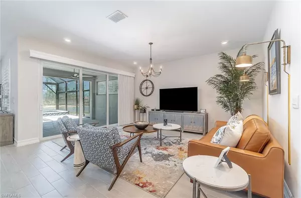 North Fort Myers, FL 33917,3877 Crosswater DR