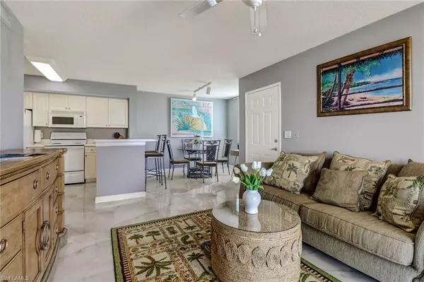 Naples, FL 34104,1265 Wildwood Lakes BLVD #102