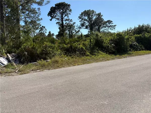 68th 3509 ST, Lehigh Acres, FL 33971