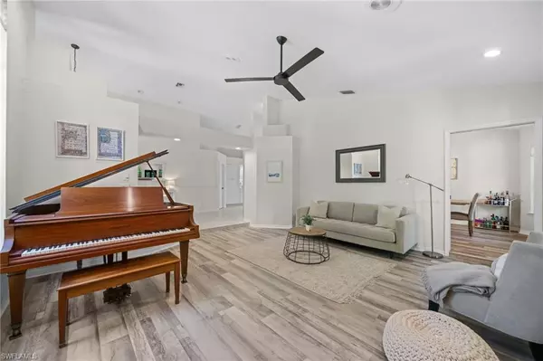 Naples, FL 34109,1904 Timberline DR