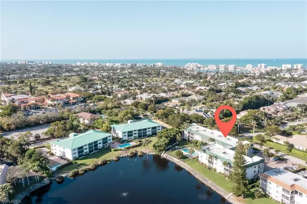 Naples, FL 34103,3030 Binnacle DR #305
