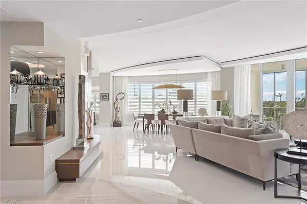 13665 Vanderbilt DR #301,  Naples,  FL 34110