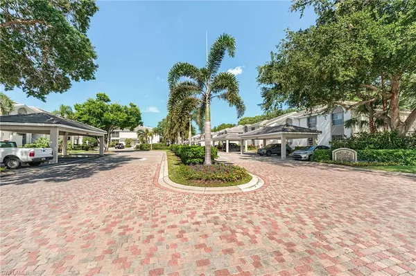 Naples, FL 34109,3775 Fieldstone BLVD #104