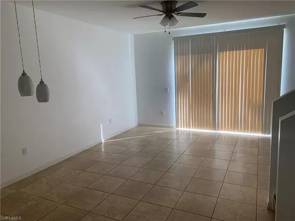 Fort Myers, FL 33916,3624 Pine Oak CIR #102
