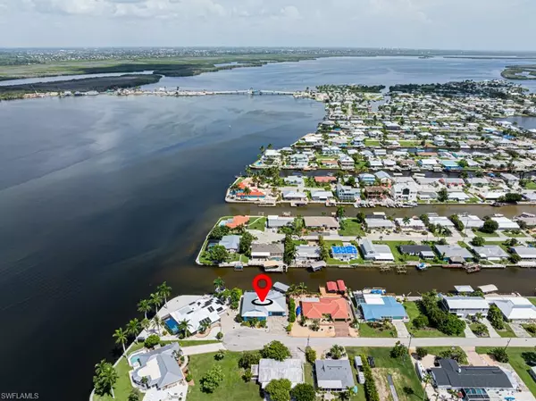 Matlacha, FL 33993,2743 Janet ST