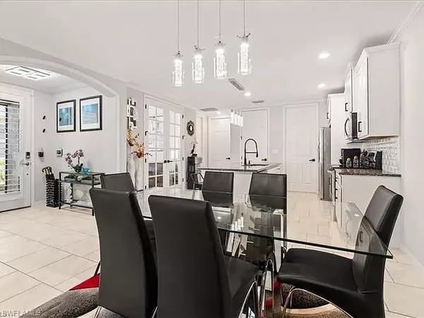 Naples, FL 34114,14672 Edgewater CIR