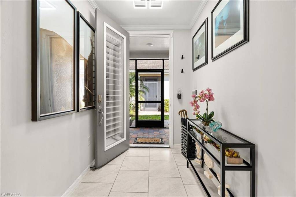 Naples, FL 34114,14672 Edgewater CIR