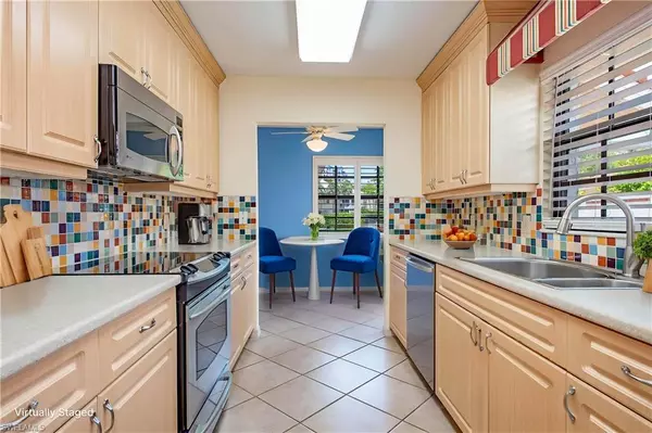 Naples, FL 34108,5914 Via Lugano #2