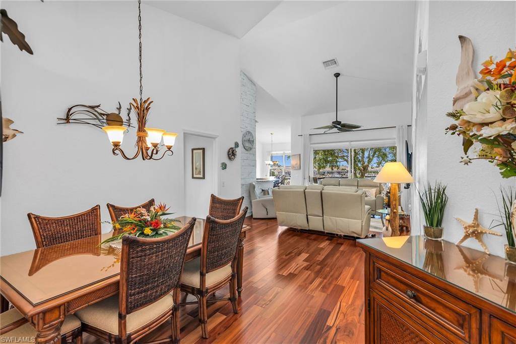 Naples, FL 34114,275 Cays DR #2208