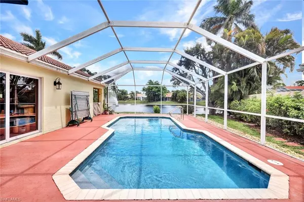 Naples, FL 34104,1273 Naples Lake DR