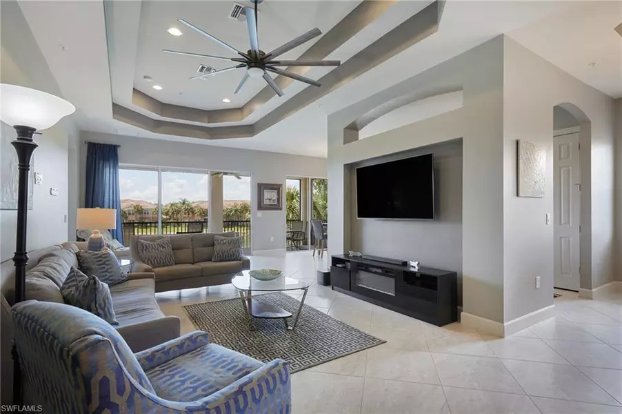 10230 Glastonbury CIR #202, Fort Myers, FL 33913