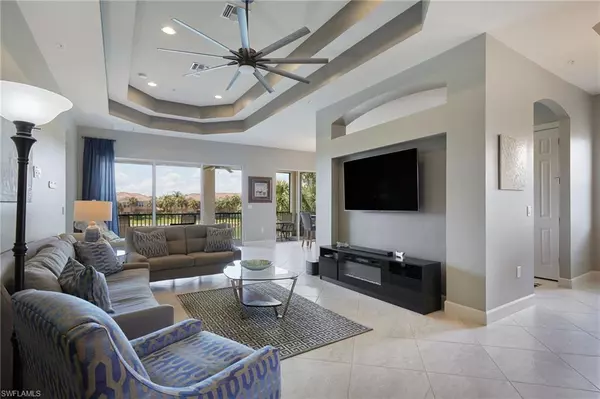 10230 Glastonbury CIR #202, Fort Myers, FL 33913