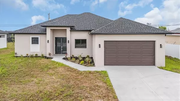305 Diplomat PKWY E, Cape Coral, FL 33909
