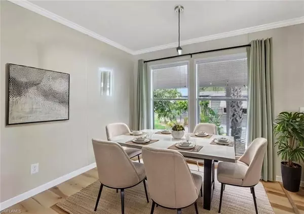 Naples, FL 34112,524 Menton LN