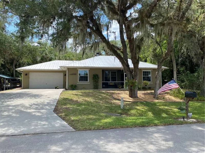 1990 Snyder DR, Alva, FL 33920