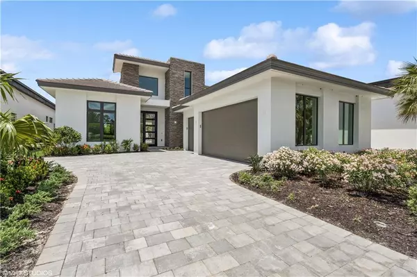 Miromar Lakes, FL 33913,19044 Via Messina WAY