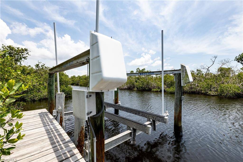 Bokeelia, FL 33922,5127 Genesee PKWY