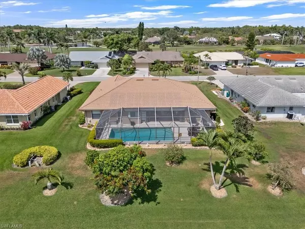 Naples, FL 34113,250 Torrey Pines PT