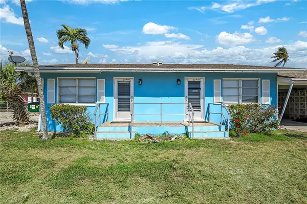 Naples, FL 34140,110 East CT