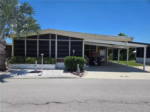 44 Nicklaus BLVD, North Fort Myers, FL 33903