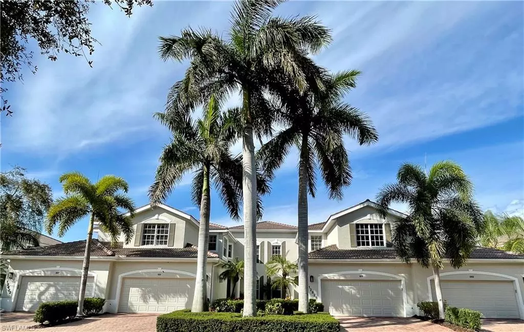 Naples, FL 34105,12823 Carrington CIR #4-102