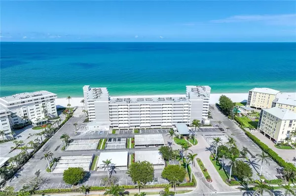 Naples, FL 34103,3443 Gulf Shore BLVD N #808