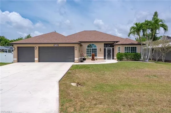 3742 SE 3rd PL, Cape Coral, FL 33904