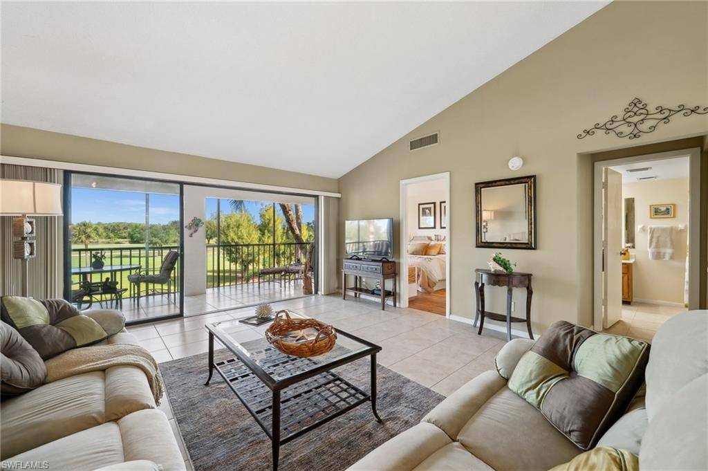 1786 Imperial Golf Course BLVD #B301, Naples, FL 34110