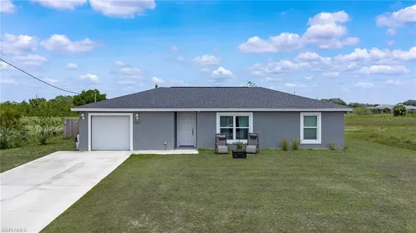 3086 E Briarwood CIR, Labelle, FL 33935