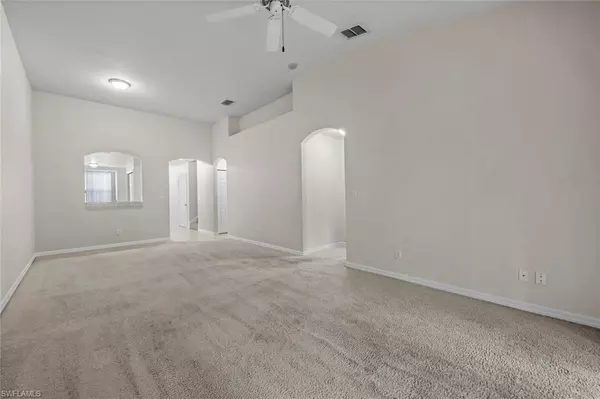 Naples, FL 34104,7800 Woodbrook CIR #2503