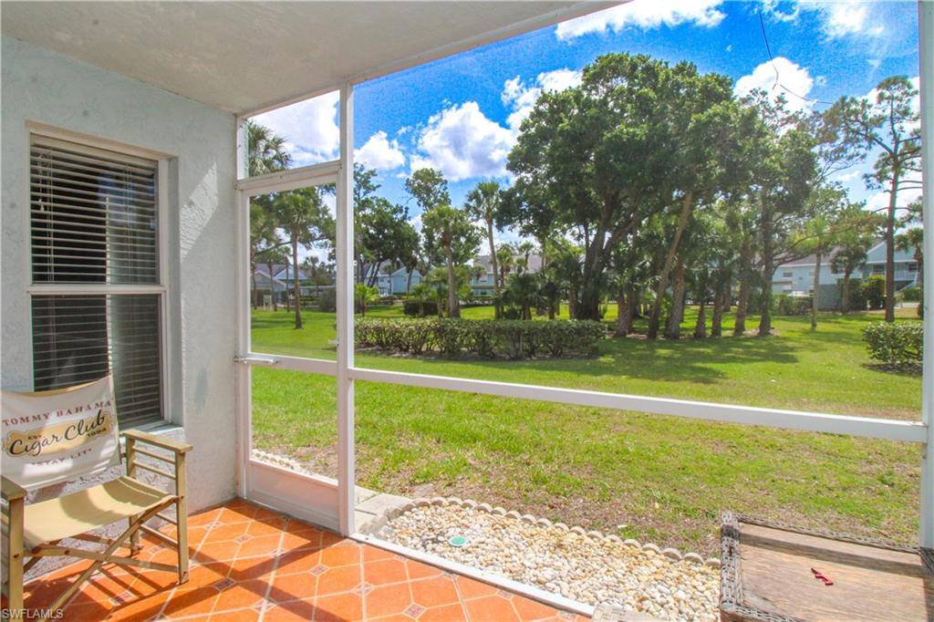 Naples, FL 34110,105 Wading Bird CIR #U104
