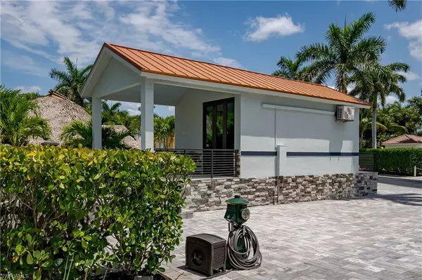 Naples, FL 34114,13613 Snapper LN