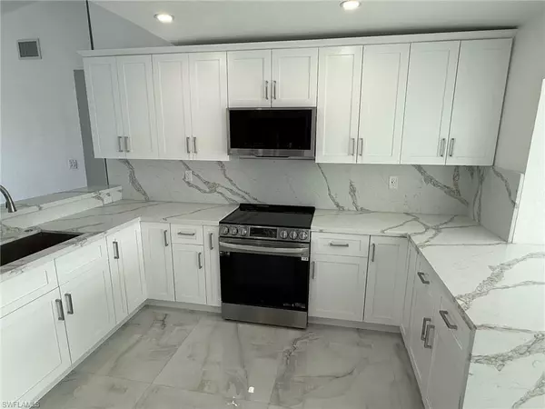 Matlacha, FL 33993,2823 Janet ST