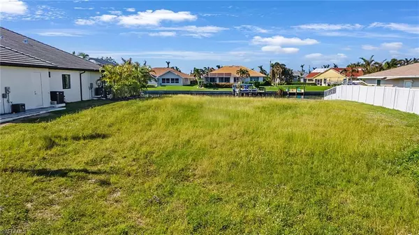 5126 SW 18th AVE, Cape Coral, FL 33914
