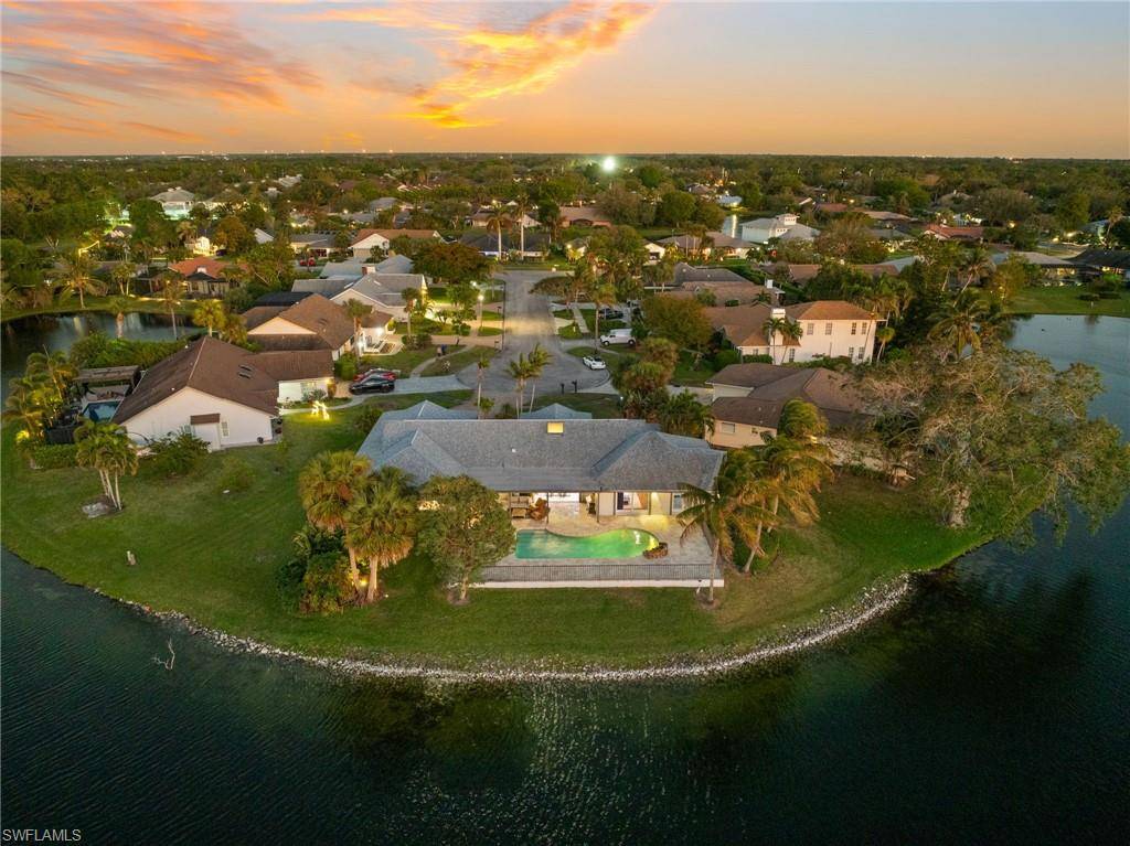 2341 Mayfield CT #8, Naples, FL 34105