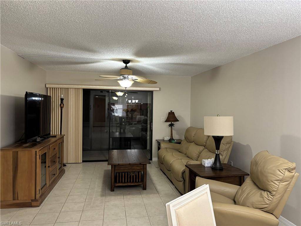 Fort Myers, FL 33919,9315 Central Park DR #103R