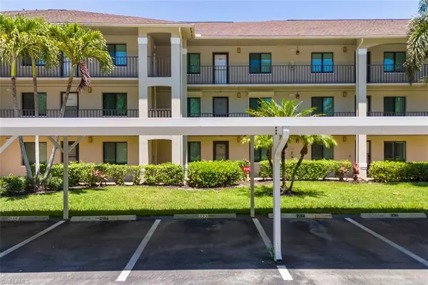 Naples, FL 34112,5708 Deauville CIR #J305