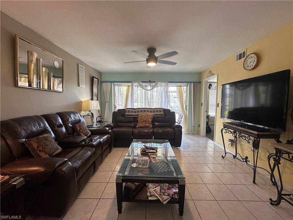 Naples, FL 34116,1448 Churchill CIR #S103