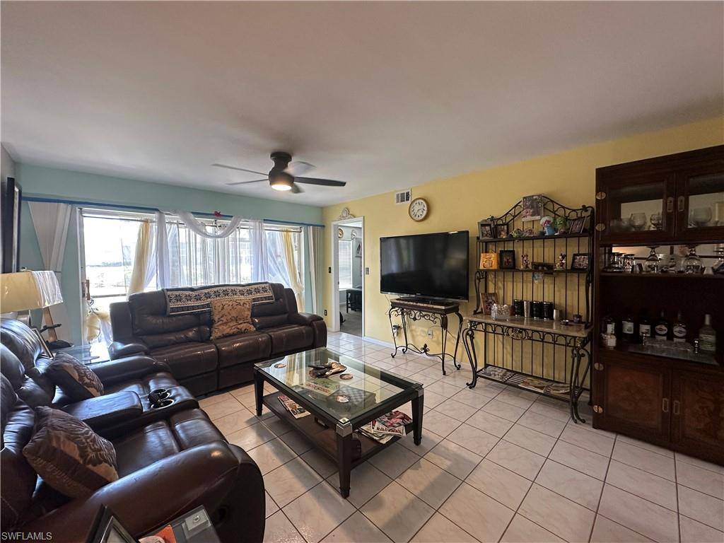 Naples, FL 34116,1448 Churchill CIR #S103