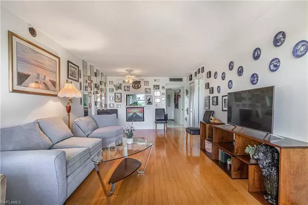 Fort Myers, FL 33907,1624 Pine Valley DR #310