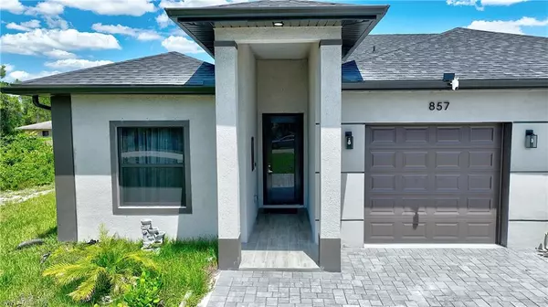 Lehigh Acres, FL 33974,857/859 Eisenhower BLVD