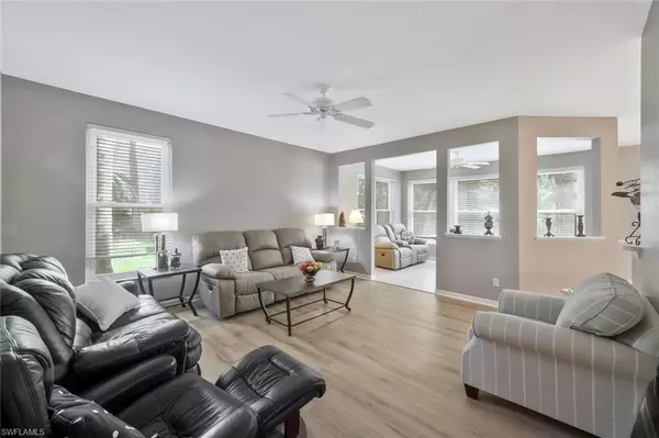 1340 Charleston Square DR #101, Naples, FL 34110