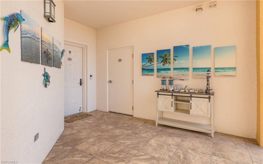 Cape Coral, FL 33914,5704 Cape Harbour DR #105