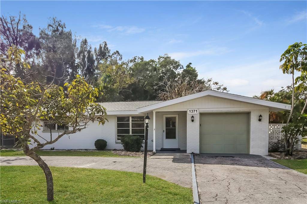 1371 Poinciana RD, Venice, FL 34293