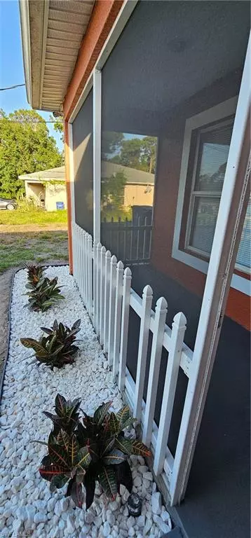 Lehigh Acres, FL 33973,4731 15th ST SW