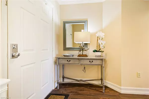 Naples, FL 34108,11118 Gulf Shore DR #A202